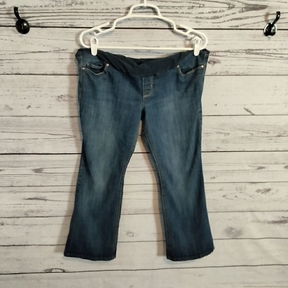 "Old Navy" woman's maternity jeans